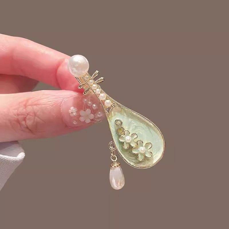 4 Pcs Chinese Pipa Hair Clips, Minimalist Modern Hanfu Side Hair Clips for Flyaways, Bangs, Unique Ancient Style Hairpins for Women