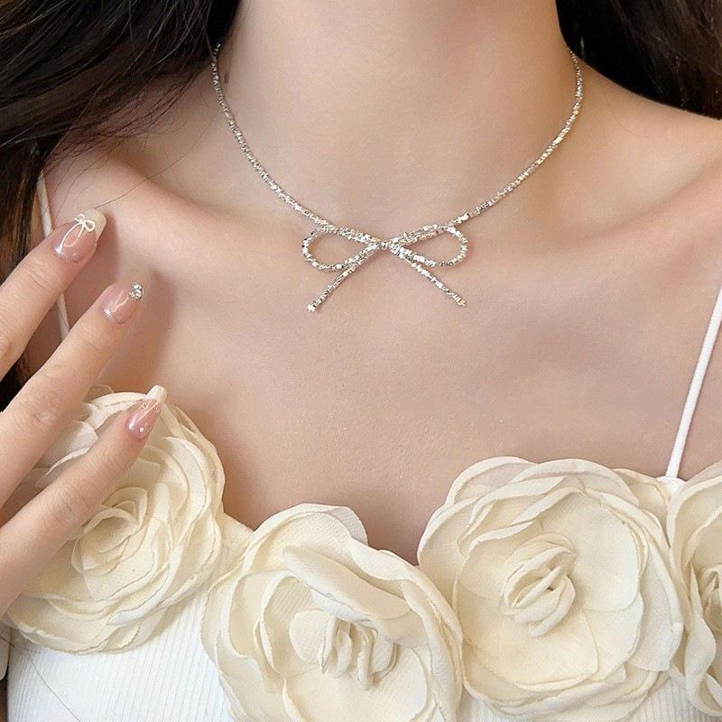 Silver Bow Knot Necklace: Fashionable, Personalized Design for Women - Trendy Clavicle Chain with Internet Celebrity Style