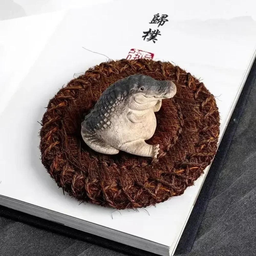 Resin Crocodile Ornaments Handmade Crocodile Statue  Tea Ceremony Tea Play Home Boutique