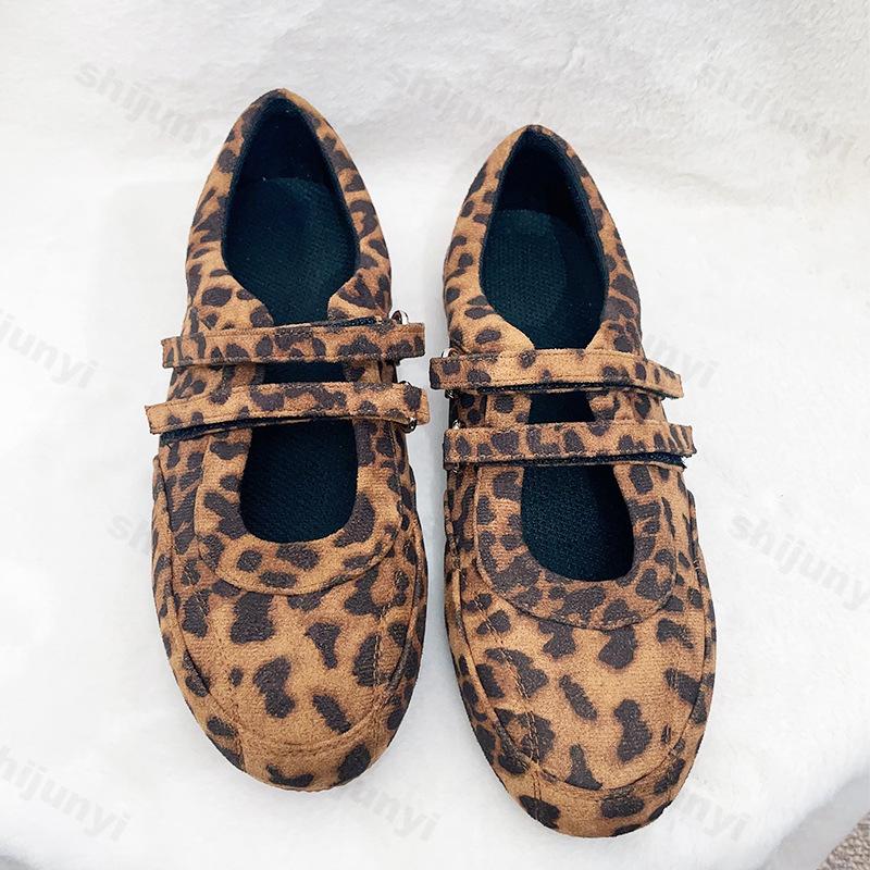 Fashion Women's Ballet Shoes 2025 Autumn New Fashion Vintage Flat Mary Jane Shoes Lightweight Comfortable Ouitdoor Non Slip Casual Shoes