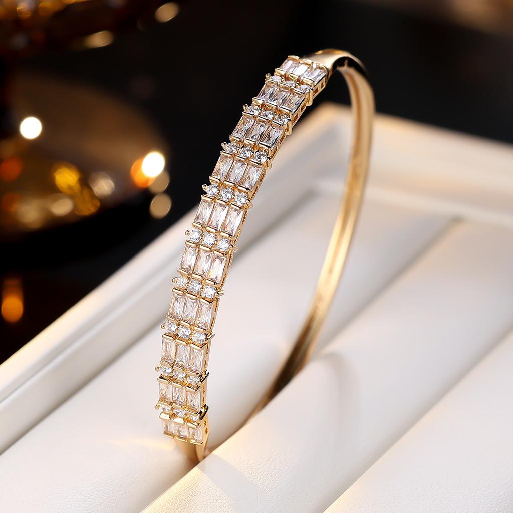 Light Luxury Open-ended Women's Fashionable and Versatile Zircon Bracelet High-end Ventilation Bracelet