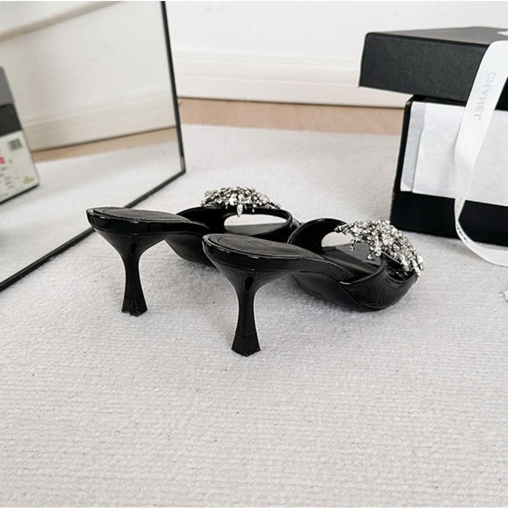 Fashion Slippers for Women's 2025 Summer New Model Rhinestone Stunning High Heels Cool Slippers Pointed High Heels Sandals for Women