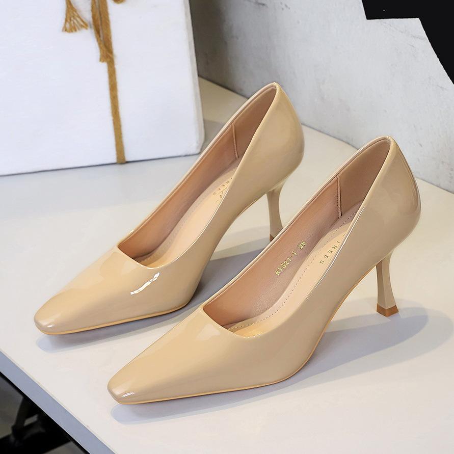 Fashion Fashion Women 7.5 Cm Heels Patent Leather Women Pumps Square Head Kitten Heels Stiletto Elegant Banquet Shoes Sexy Party Shoes