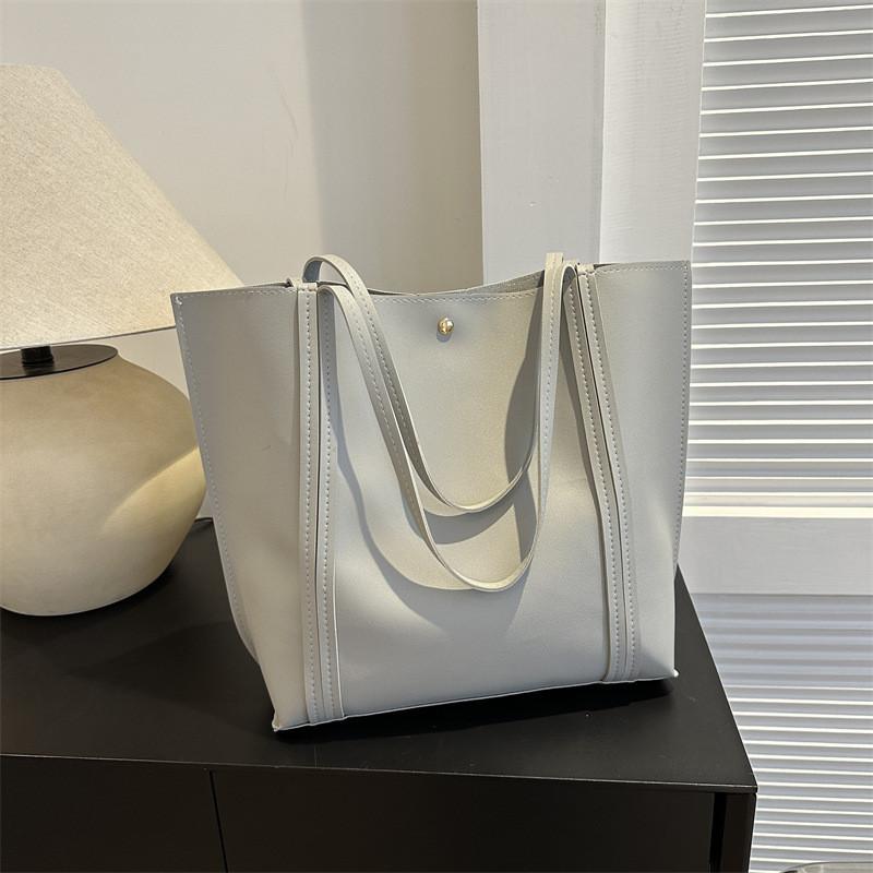 Vintage Style Large Capacity Women's Tote Bag Minimalist Design For Daily Use