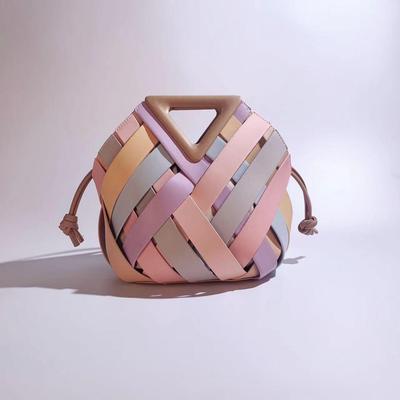 B's New Women's Woven Basket Handbag: Triangle Magnetic Buckle, Hollow Design, Versatile Tote, Shoulder, and Crossbody Style.