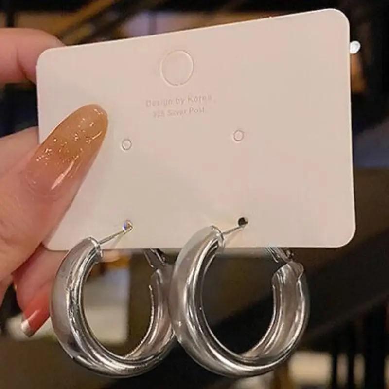 Fashion Vintage Gold U Earrings For Women Metal Earing Jewelry Trending New Korean Silver Oval Hoop Earrings