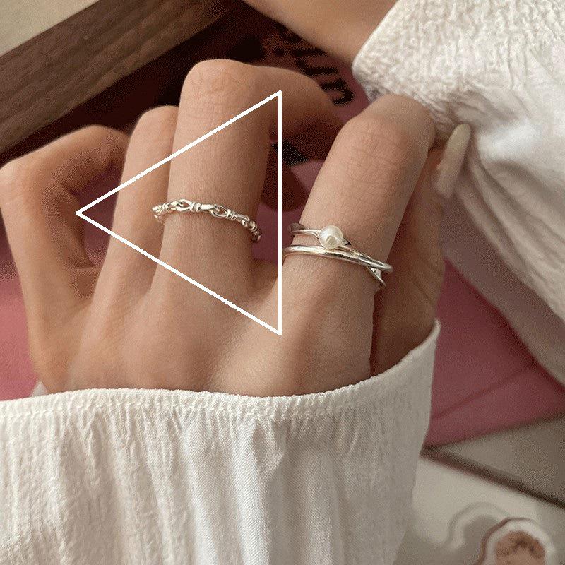 Korean S925 Sterling Silver Retro Design Ring for Women - Non-Fading, High-End Chain Style Finger Jewelry