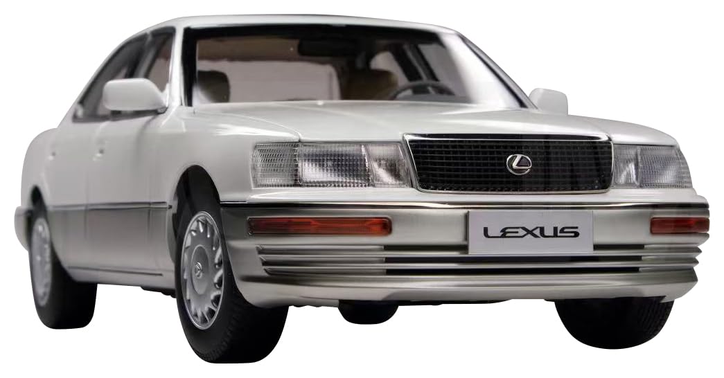 

FREESTYLE XiaoGuang MODEL Scale Lexus LS400 1993 White Finished Product 8230811W 1/18