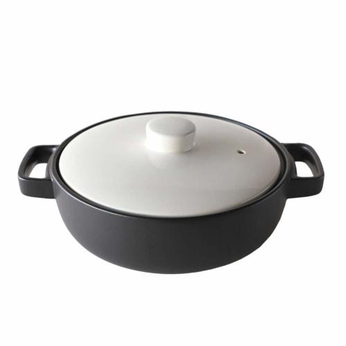 

TAMAKI Earthenware Pot Tote Bag for 3-4 People, White, Diameter 29.7cm x Depth 23.6cm x Height 11cm, Dishwasher, Microwave, Oven, and Direct Heat Safe