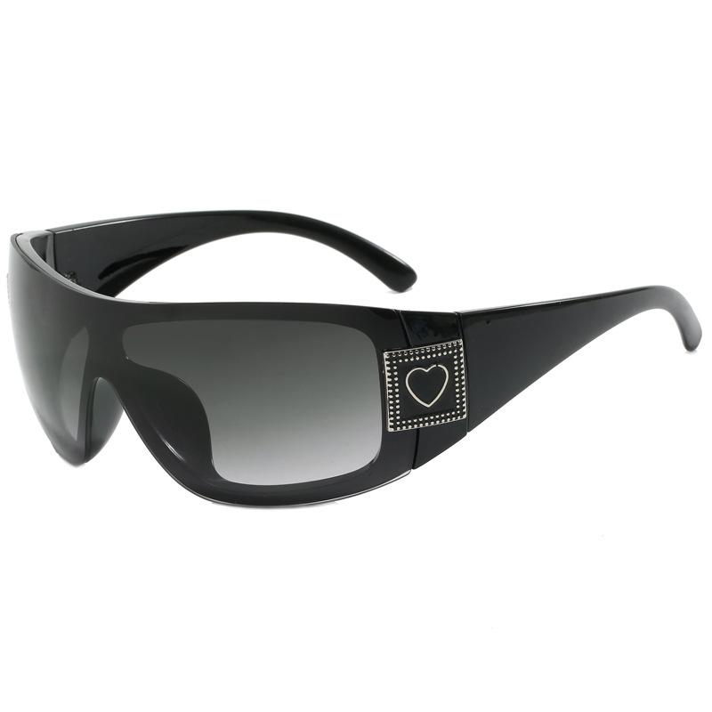 

Безободковые Солнцезащитные Очки Женские Для Мужчин Дизайнерский Бренд Люкс Винтажные Солнцезащитные Очки Популярные Панк Уличные Спортивные Защитные Очки с Заклепками