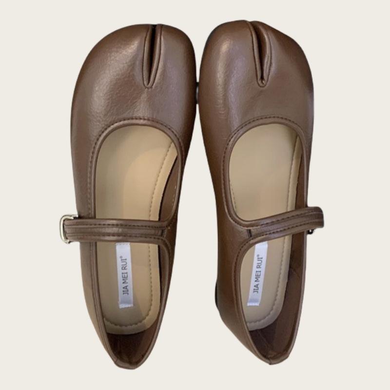 Fashion Mary Janes Fashion Split Toe Ladies Flats Shoes 2025 New Style Female Buckle Strap Footwear Shallow Women Flats Shoes