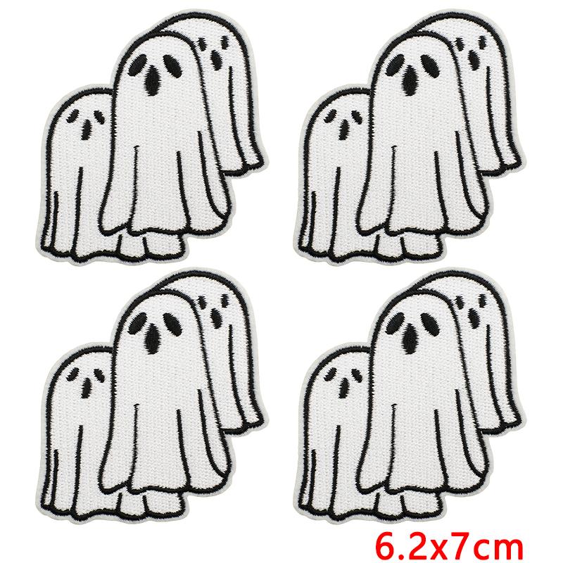 10pcs Wholesale Halloween Series Embroidered Patches For Clothes Jackets Diy Ghost Basketball Iron On Patches For Clothing 