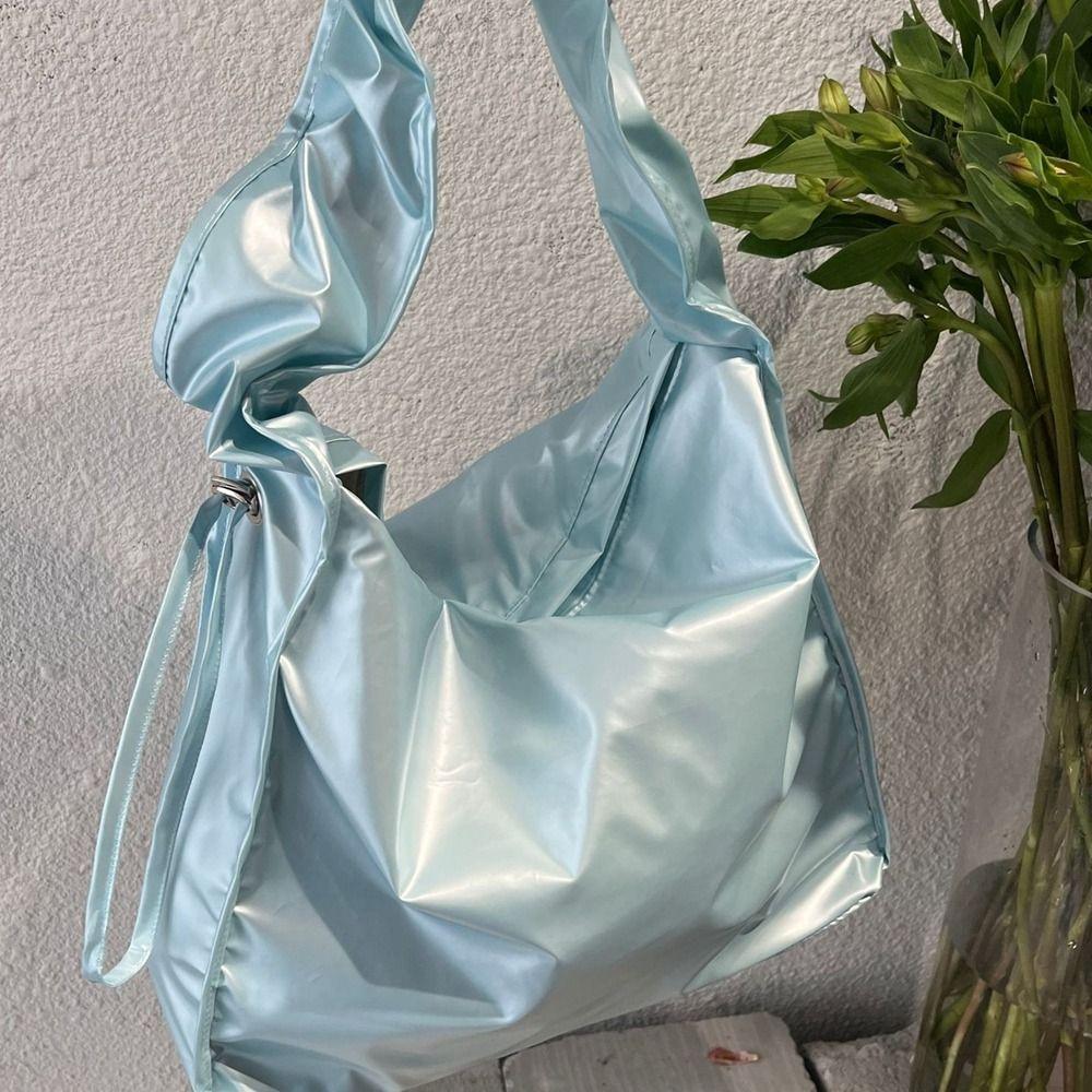 Handväska Dragskopåse Koreansk Stil Toteväska Trendig Veckad Nylon Axelväska Dam