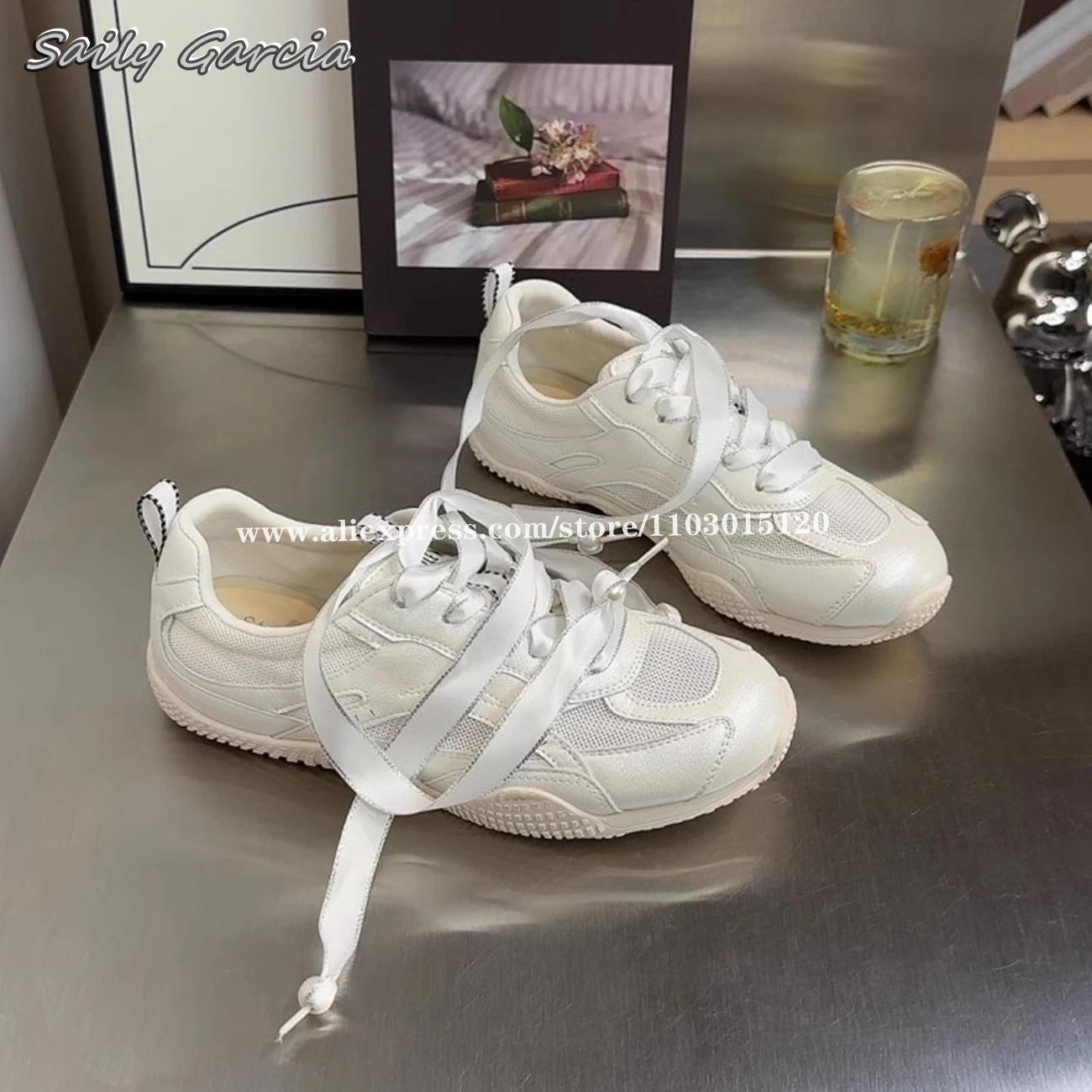 

Кроссовки для бега с атласными шнурками из серебристой сетки, новые модные женские повседневные кроссовки на платформе с круглым носком, кроссовки для тренировок 40