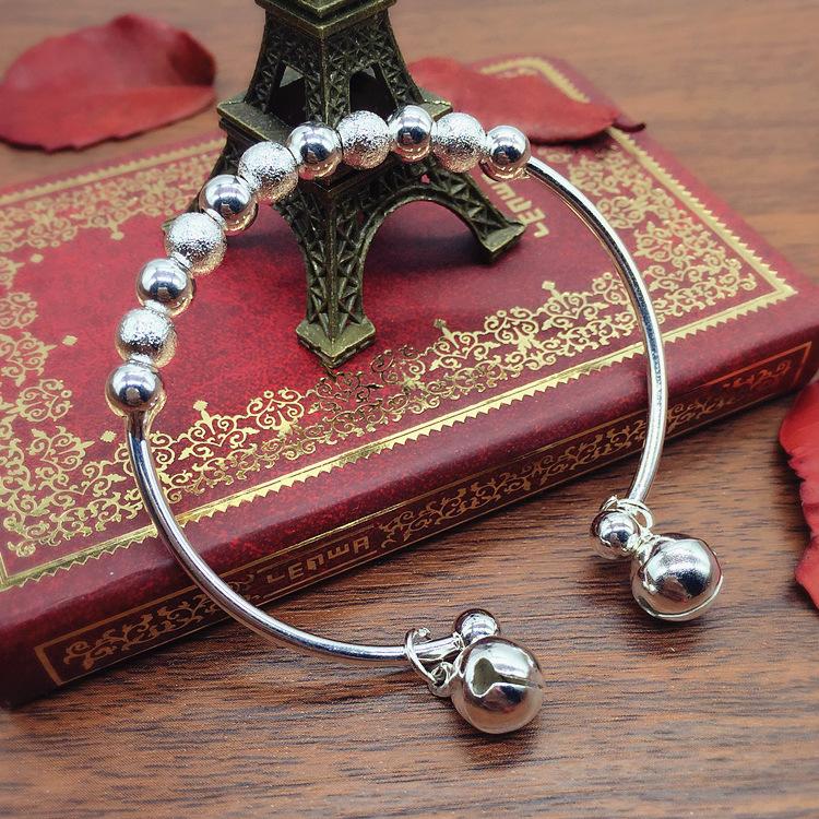 Korean Version of Fashionable Silver Girls' Bell Bracelet, Transfer Bead Bracelet, Round Head, Simple and Versatile Bracelet with Jewelry