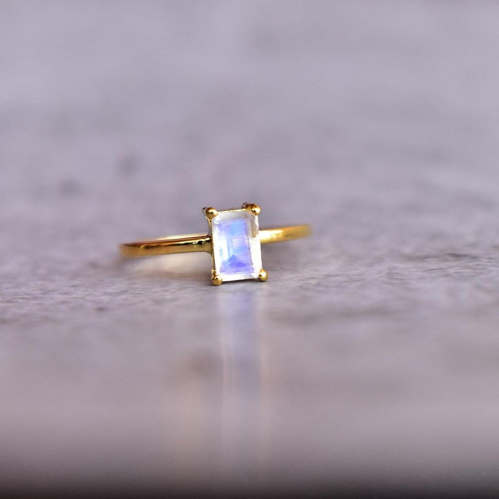 Natural Moonstone Minimalist Ring , Mothers Day Gift for Her , Dainty Stackable or Wear Alone Ring , Blue Sheen Stone Ring , 14K Gold Ring