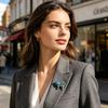 Women Brooch Sparkling Rhinestones Inlaid Cartoon Cat Shape Suit Lapel Pin