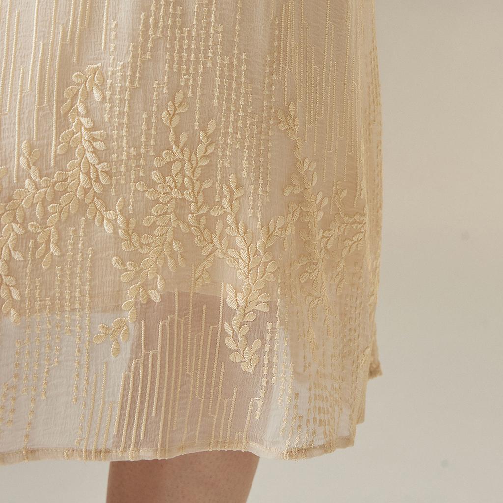 [Heavy Industry Embroidery] Spring and Summer V-neck Gentle Style Loose and Slimming Elegant Silk Dress for Women
