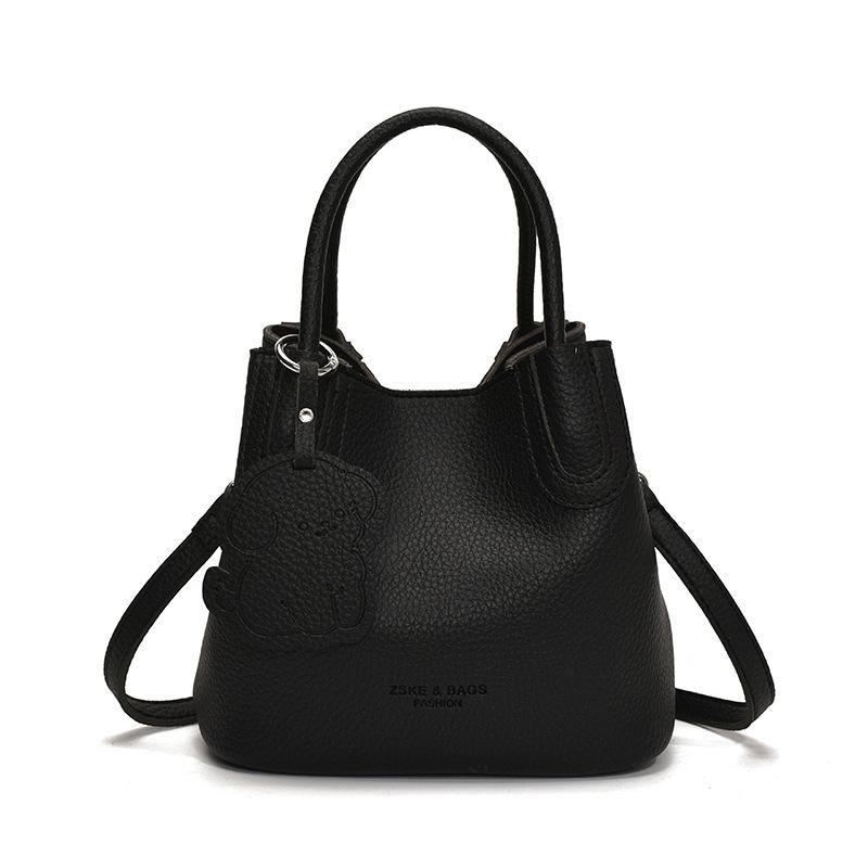 Ms. Bao's New Versatile Messenger Bag Fashionable Portable Bucket Bag