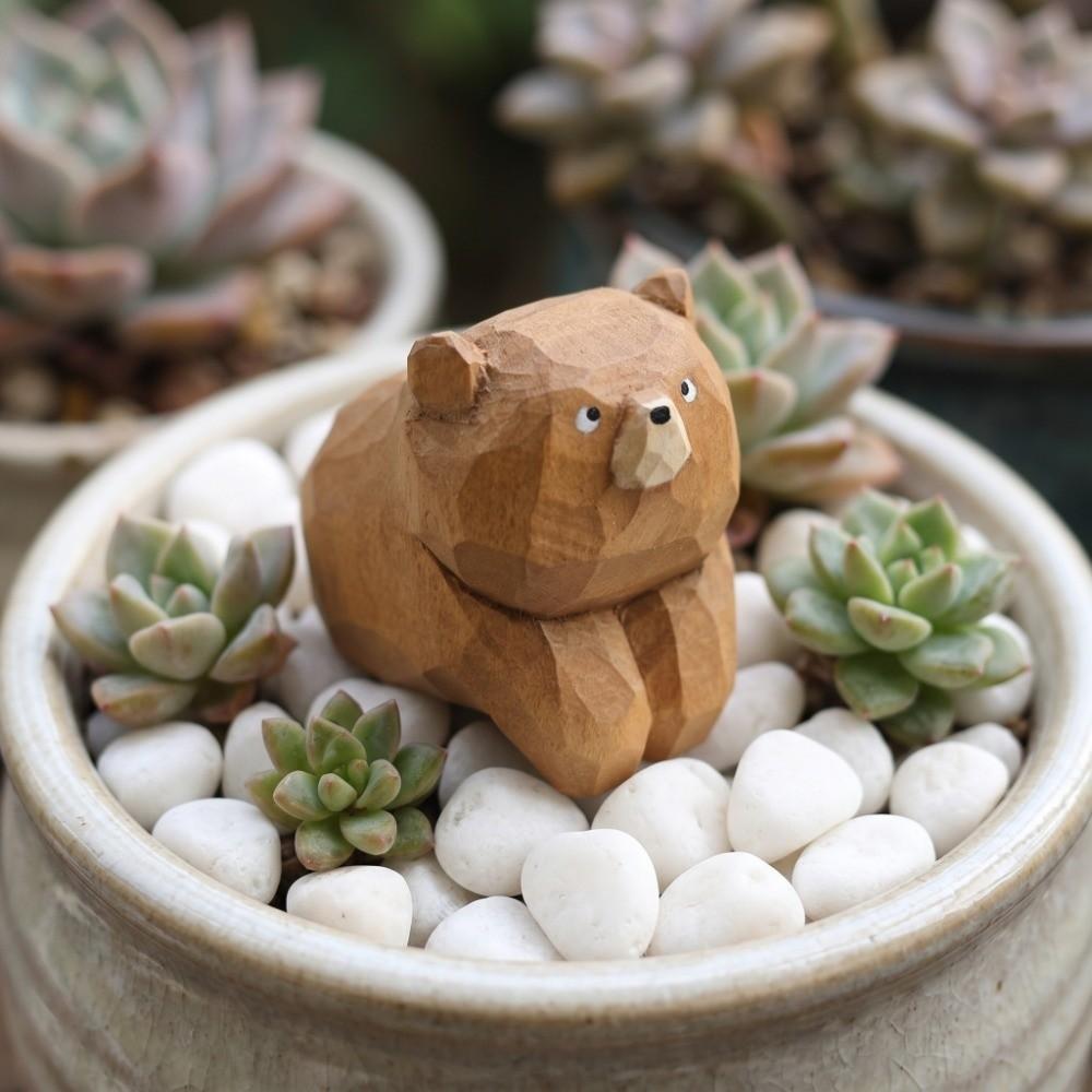Cute Bear Desktop Ornament Miniature Mini Bear Statue Desk Companion Wooden Bear Figurines Office