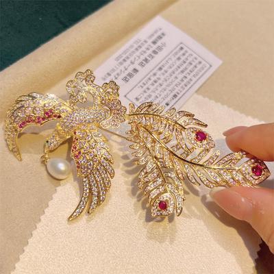 Broche de perla de agua dulce natural blanca fénix de alta gama de estilo nacional retro Broche de circón con microincrustaciones bañado en cobre Guochao
