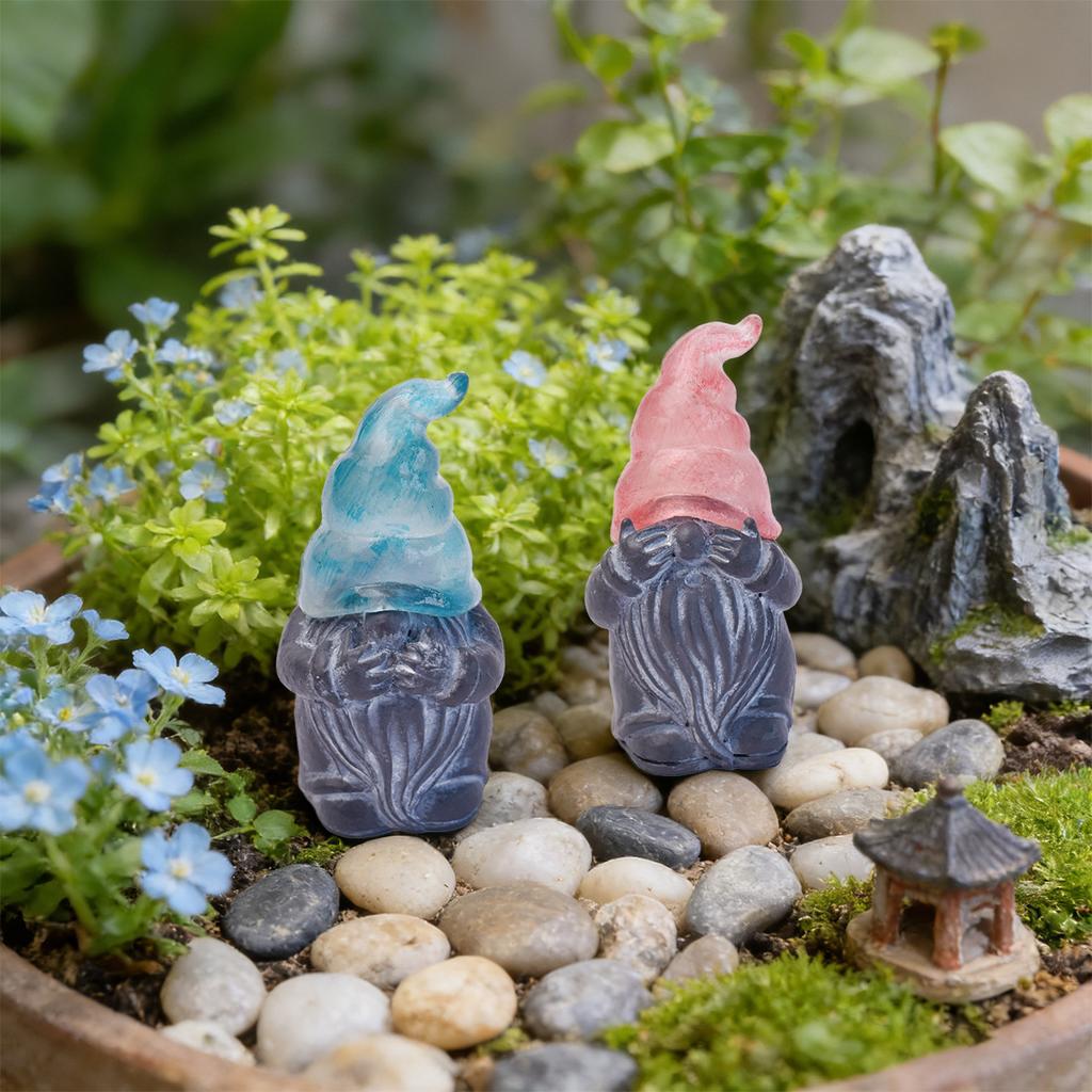 3Pcs Glowing Resin Gnome Garden Stakes, Outdoor Lawn Ornaments Decorative Yard Art Stakes for Patio Porch Flower Bed Plant