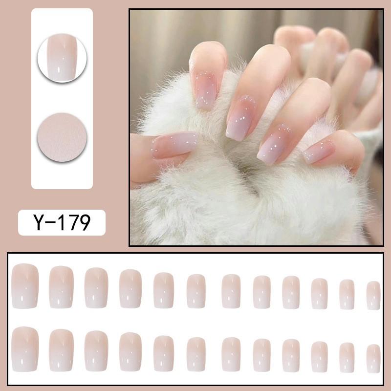 Short Press-On Nails Set Ins Style Fake Full Cover Acrylic Nail Tips Women Daily Wear