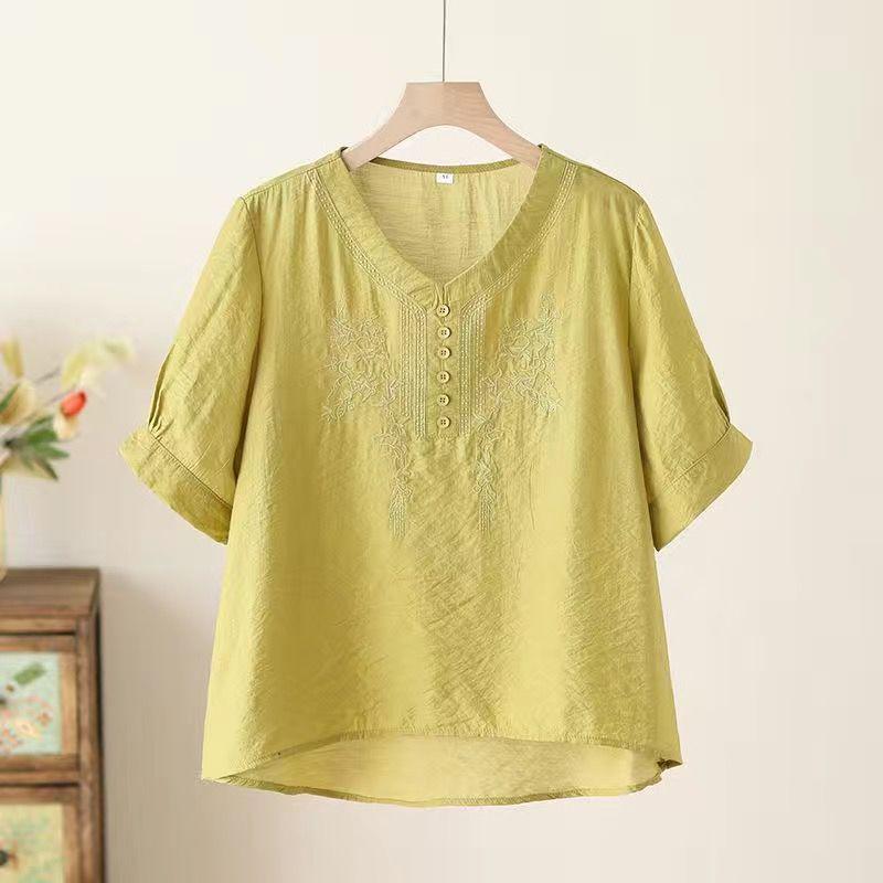 Women's Tencel Linen Embroidered Short-Sleeve Top & Pants Set for Summer - Middle-Aged Mother's Style.
