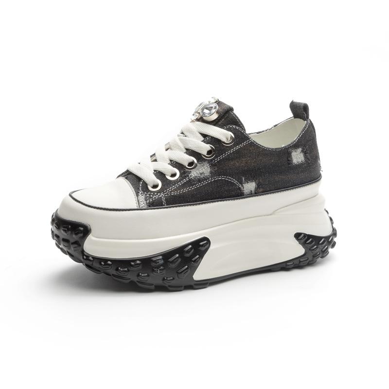 Fashion 2025 New Arrival Women's Leather Vulcanize Shoes with Wedge Heels, Perfect for Sporty and Casual Looks