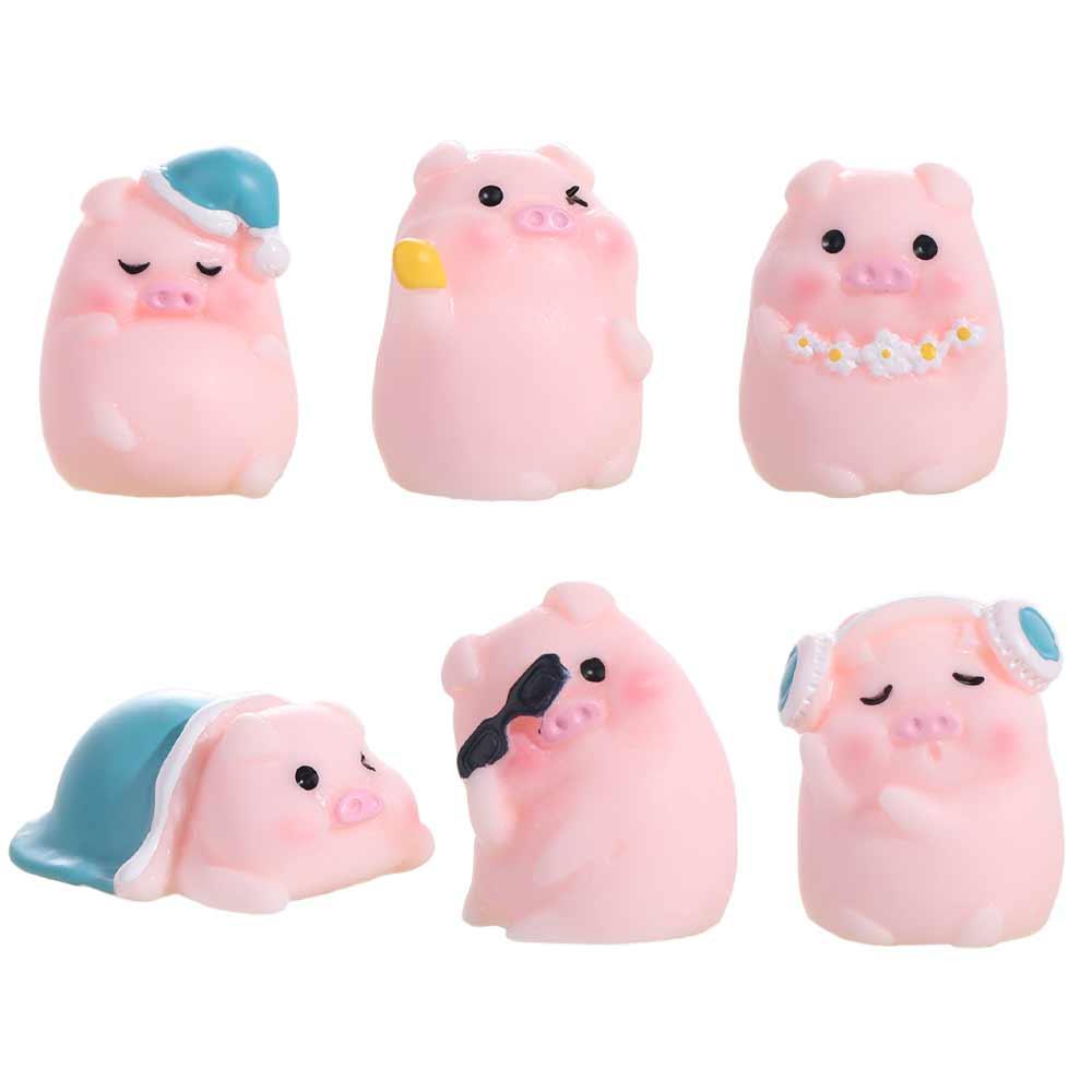 Miniatures Animal Cartoon Piggy Car Ornaments Cartoon Pink Pig Resin Ornaments  Ornaments Gift