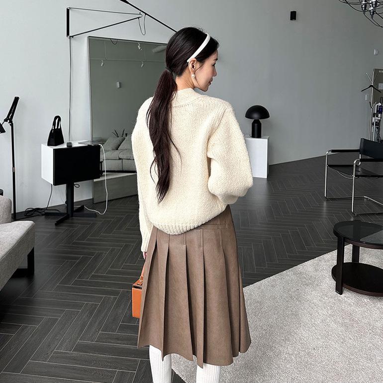 

Korean Chic Retro Pleated PU Skirt for Women - Spring/Autumn 2026 Collection Small темно-коричневого