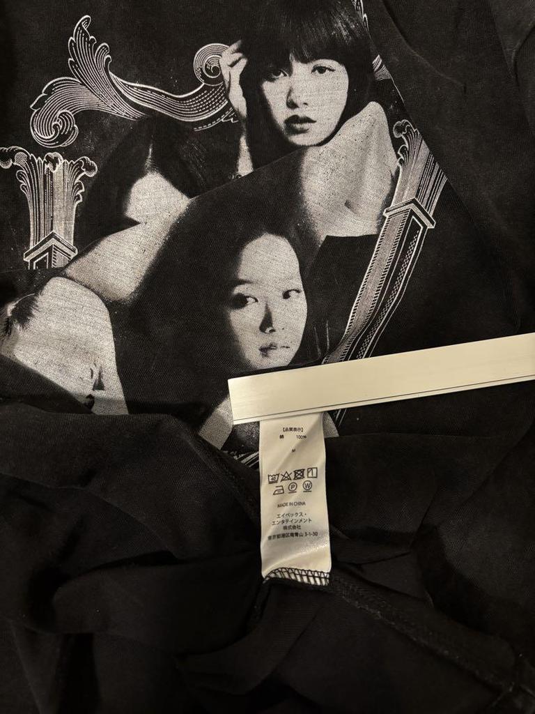 [USED] BLACKPINK 2019-2020 LIVE Long Sleeve T-Shirt, Size M