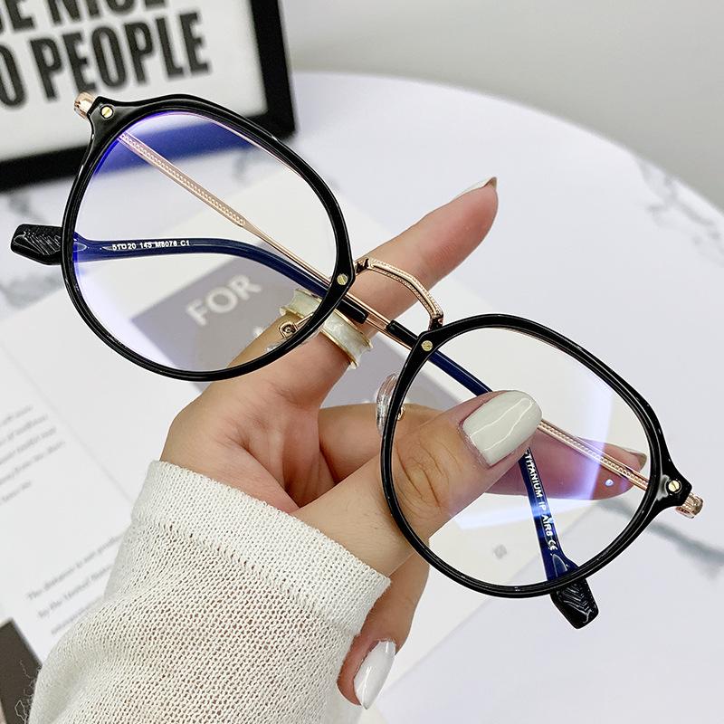 Anti Radiation Eyeglasses for Women/Men Fashion Transparent Green Round Reading Glasses Ultralight Computer Blue Light Glasses U
