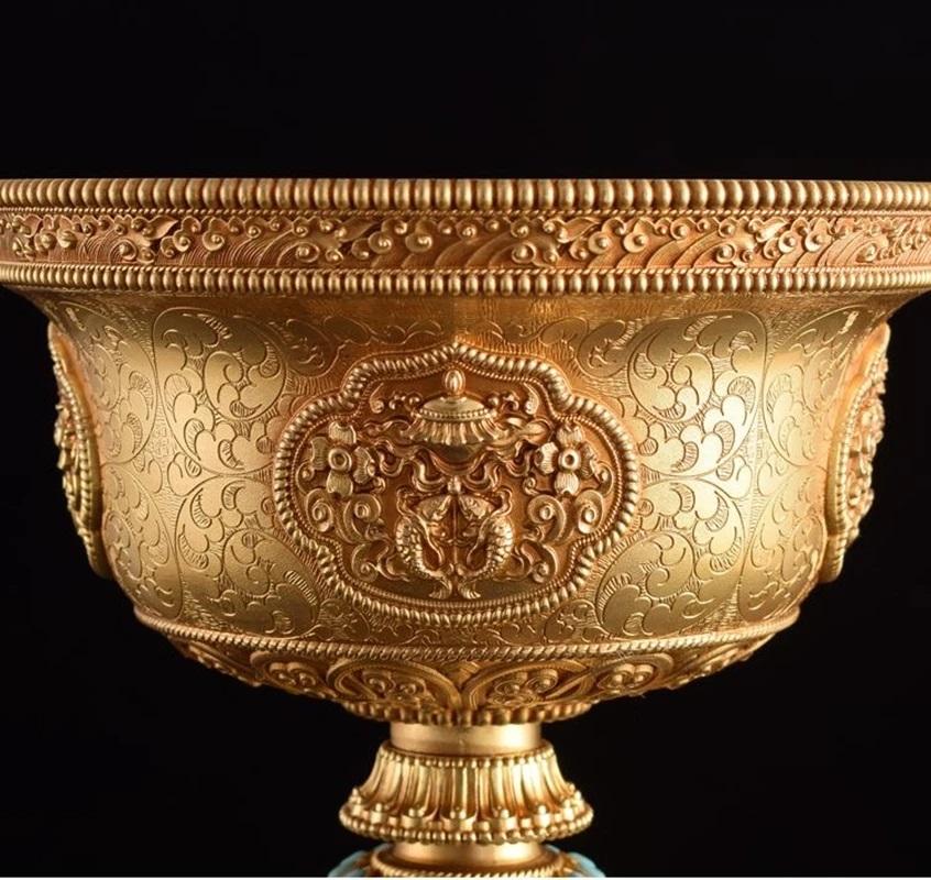 Tibetan Brass Candle Lamp Handicraft Embossed Inlaid Gem Tantric Candlestick Buddhist Wedding Altars Indoor Desktop Decoration