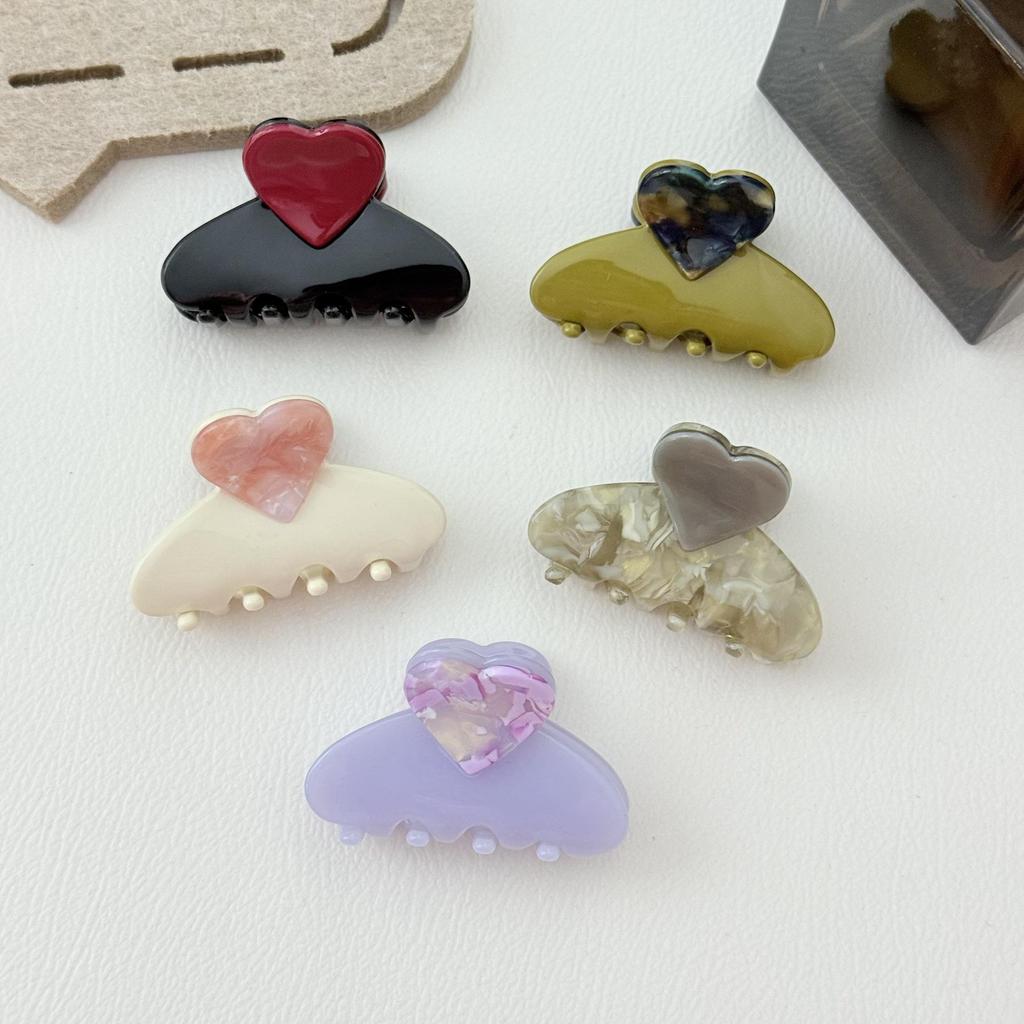 Elegant Korean Style Retro Heart Acetate Claw Clip for Hair