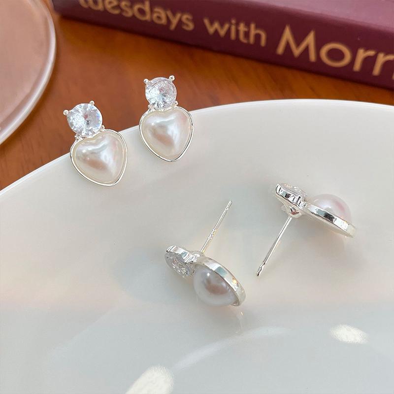 Simple And Round Pearl Pendant Stud Earrings Girl's Or Women‘s Elegant Accessories For Daily Wear Earrings