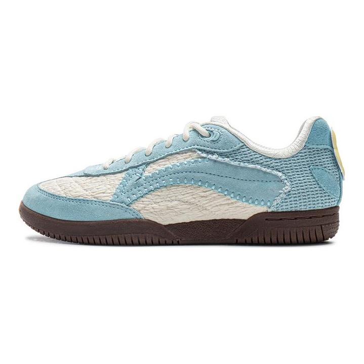 Li Ning Slip Resistant Abrasion Resistant Low top Table Tennis Shoes Unisex Sky Blue AZGV153-2