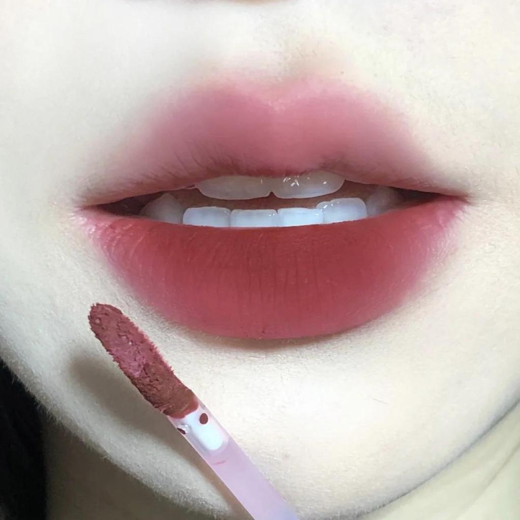 DIXI Velvet Matte Lip Glaze In Soft Milk Tea Shade