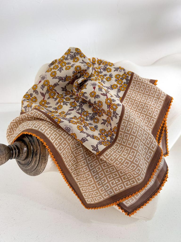 Classic retro spring new 111 mulberry silk square scarf premium light luxury national style double crepe lace silk scarf women's accessories