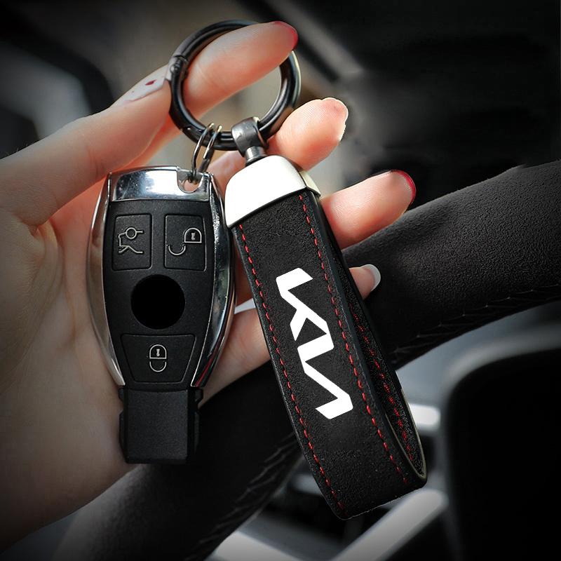 YQOF3 KIA Emblem Car Keychain Keyring Auto Accessories For KIA K3 Sportage Carnival K5 Seltos Pegas KX1 EV5 Sonet EV6 K4 EV3 Ceed K8