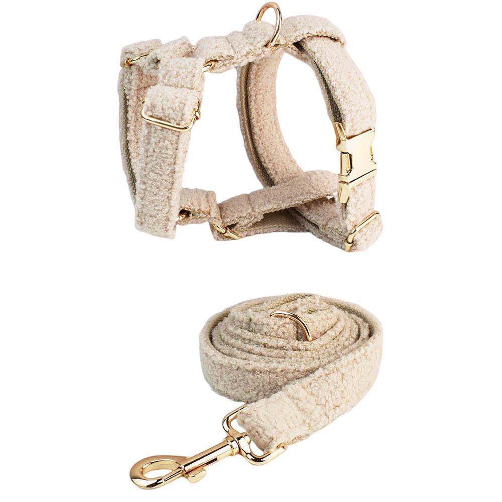 

Бежевый плюшевый мишка кремовый шлейка-ошейник для собаки с бантом и гравировкой имени S