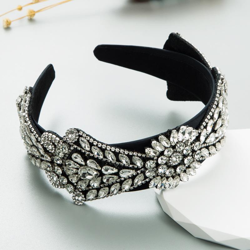 

Женская повязка для волос в стиле барокко, винтажный головной убор с кристаллами и цветком, аксессуары для волос с широкими краями OneSize белый