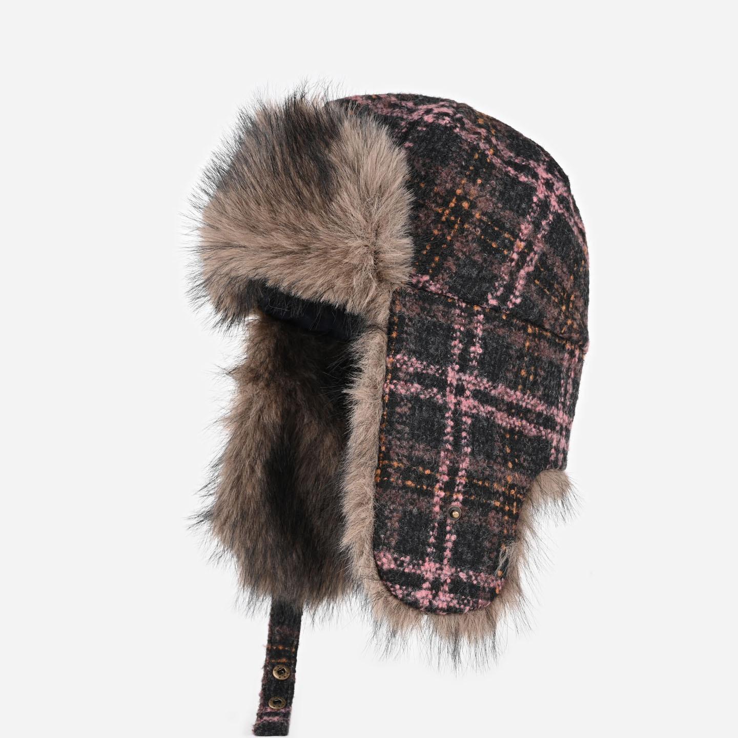 

Plush plaid hat men s and women s winter outdoor warm thickened pilot hat cycling ear cap Average size (55-59cm)