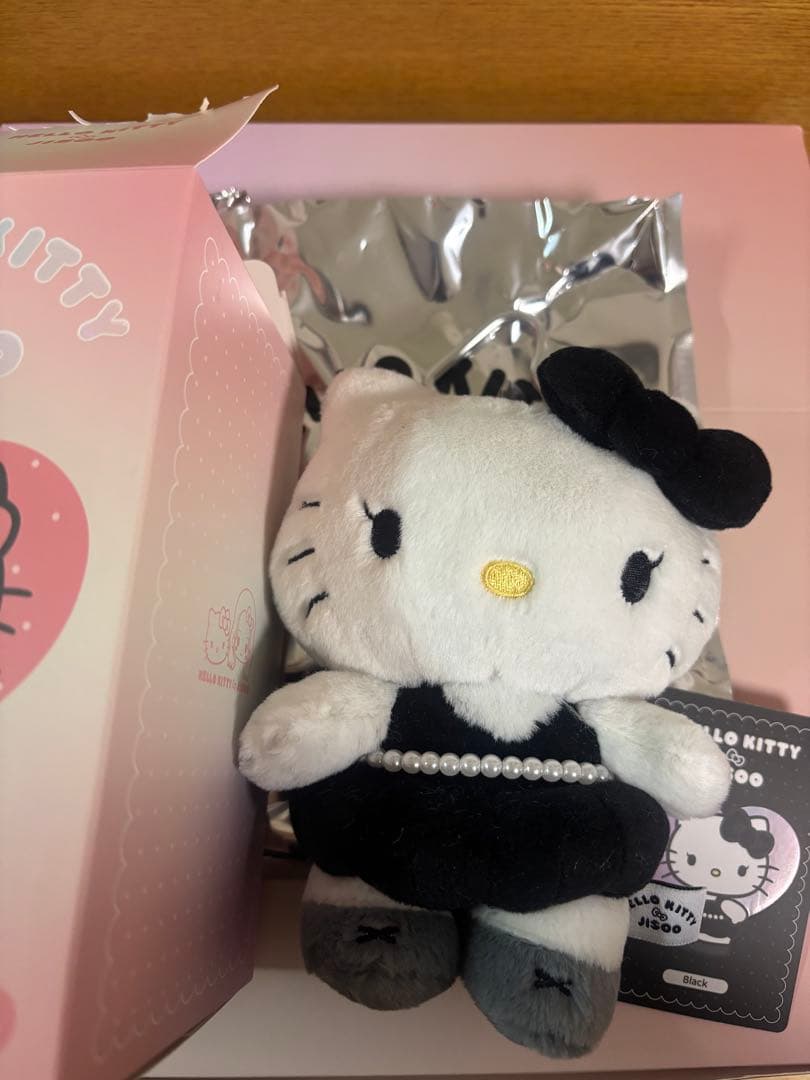 [USED] BLACKPINK Jisoo Kitty Plush Keyring Black Korea