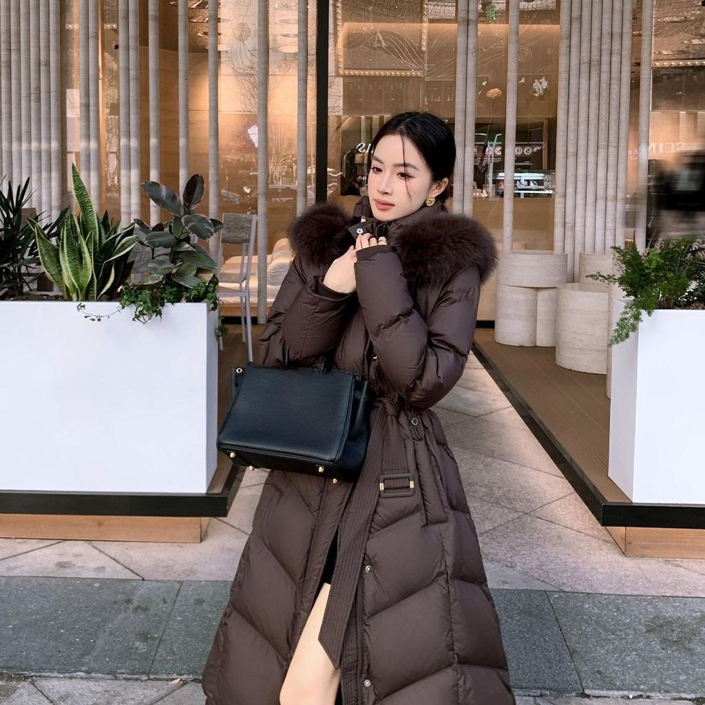 Fashionable Women's Mid-length Down Jacket - New Winter Collection High-end Cinched Waist Over-the-knee Coat