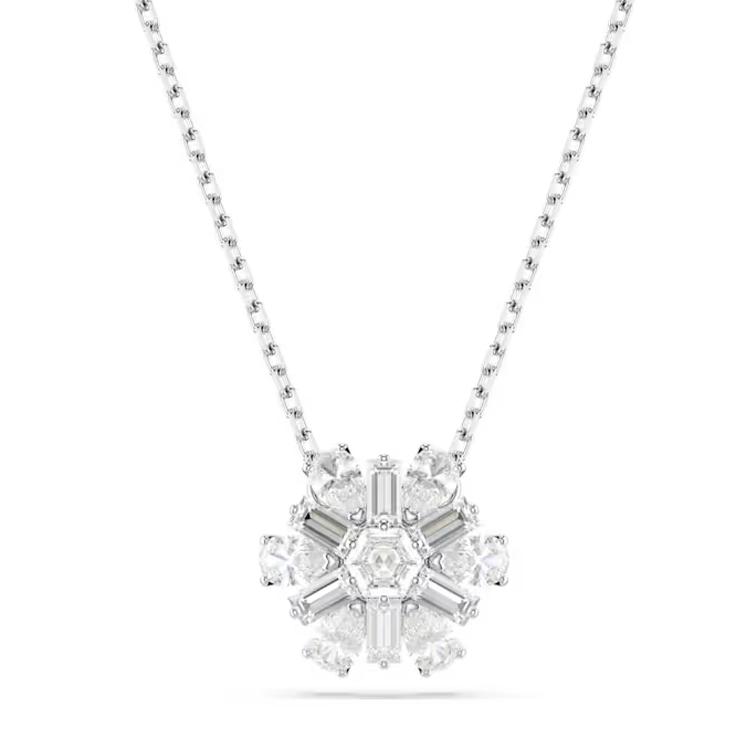 Swarovski Snowflake Shaped Cubic Zirconia Necklace Women necklace Silver 5691484 Box (Random Color)