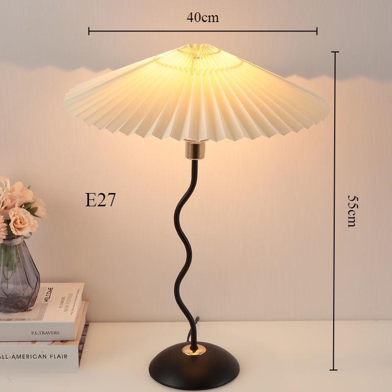 Danish Designer Vintage Retro Pleats Table Lamp Nordic Led Lights Bedside Desk Beside The Sofa Atmosphere Desk Lamp Room Decor