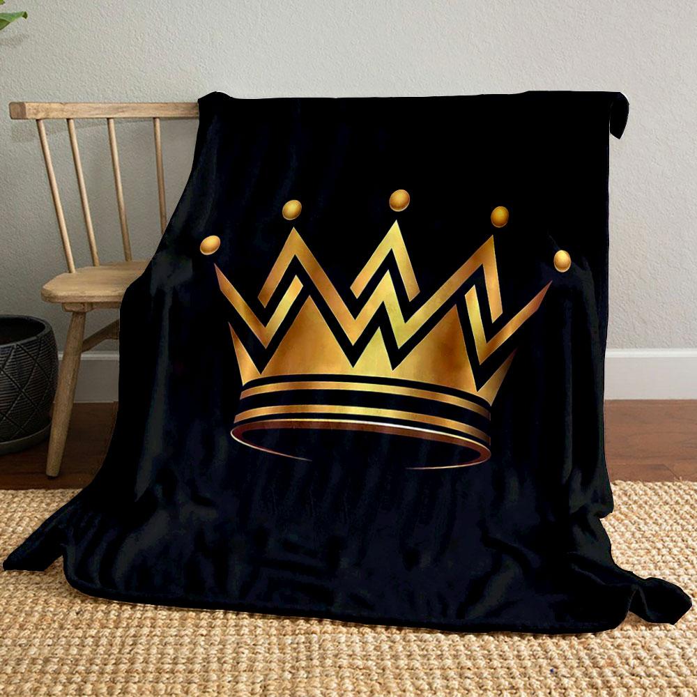 Golden Crown on Black Background Patterned blanket, flannel, suitable for all seasons, home decor, warm and cozy