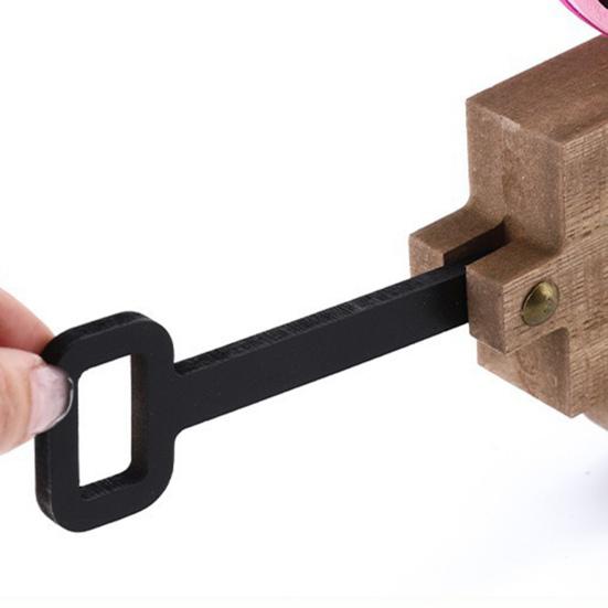 Valentine's Day Love Heart Car Ornament Farmhouse Rustic Handcrafted Wooden Heart Shape Car Table Sign Holiday Party Desktop Decoration