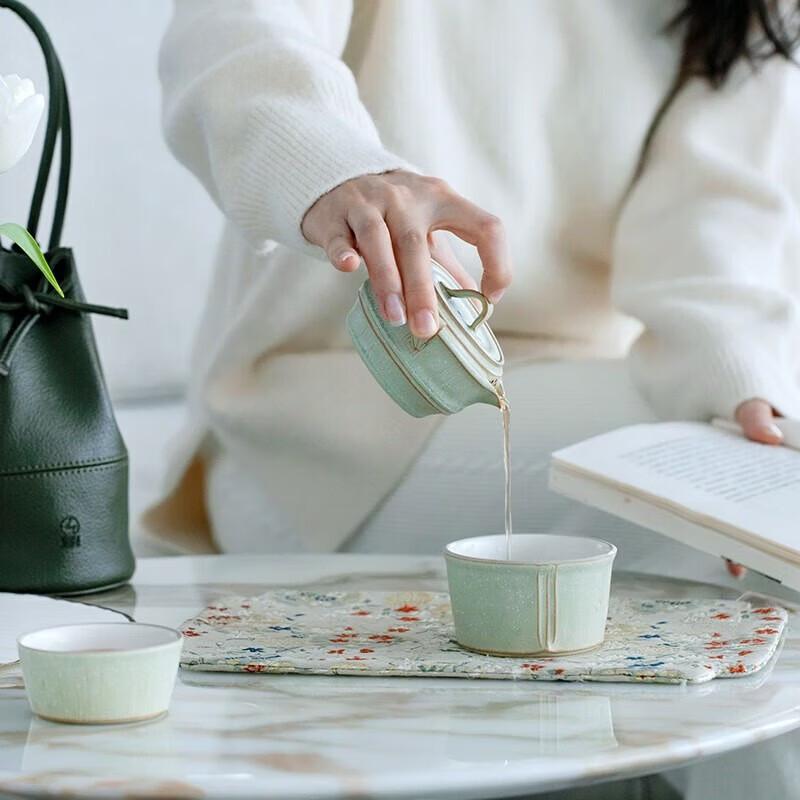 Edenus Ceramic Portable Travel Tea Set with 1 Pot and 2 Cups
